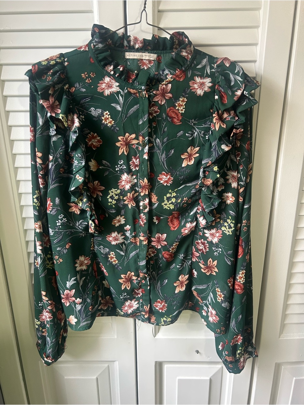 Active USA Dark Green Floral Ruffle Blouse